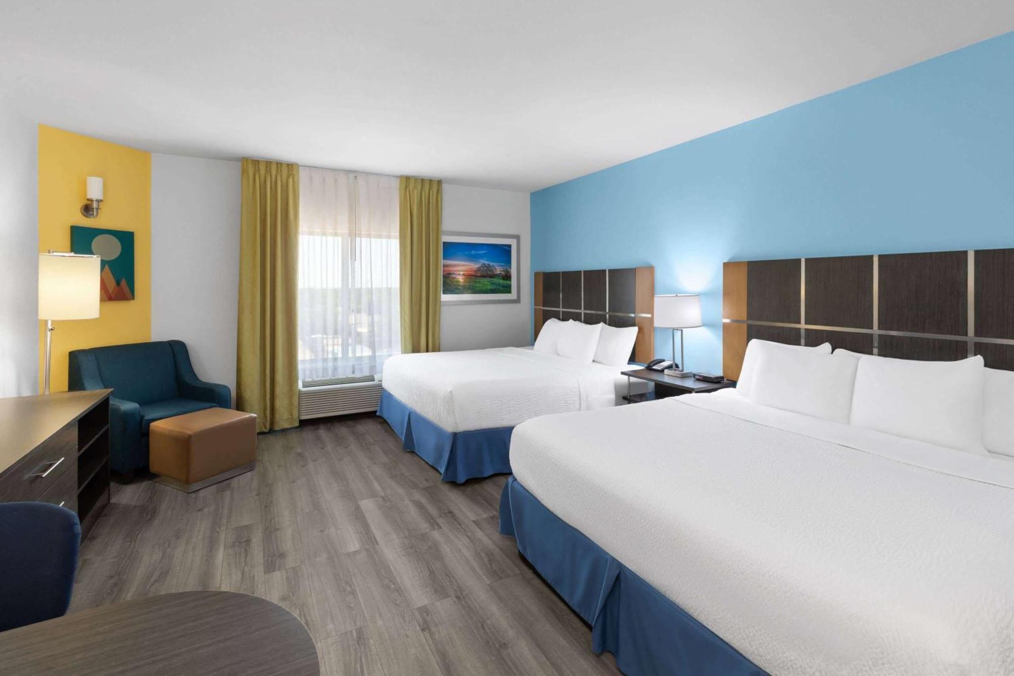 Days Inn & Suites By Wyndham Lubbock Medical Center Экстерьер фото